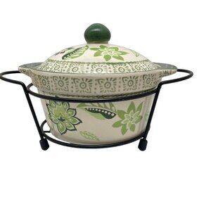 Temp-tations by Tara Monaco 1 QTt Casserole Dish with Lid & Metal Serving Stand